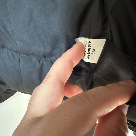 The north face puffer jacket 700 - Picture 8 of 9